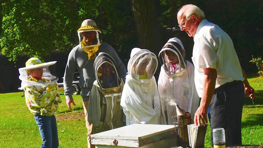 Paul Vautour Beekeeping Mentor
